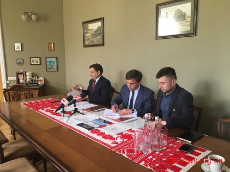 Житомиряни незабаром зможуть повідомити про відкритий люк, яму на дорозі або порив онлайн