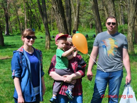 В гідропарку для безпритульних собак шукали нових господарів