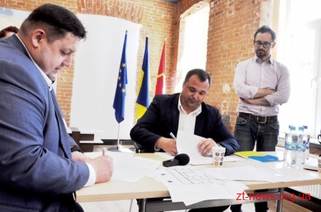 До кінця року у Житомирі обіцяють «переселити» мамонта до будівлі магістрату та відкрити його для відвідувачів