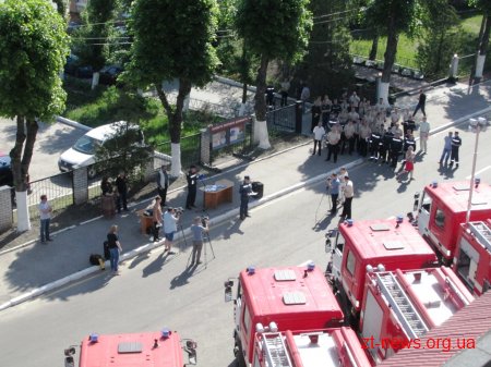 Шість оперативно-рятувальних підрозділів області отримали нову техніку