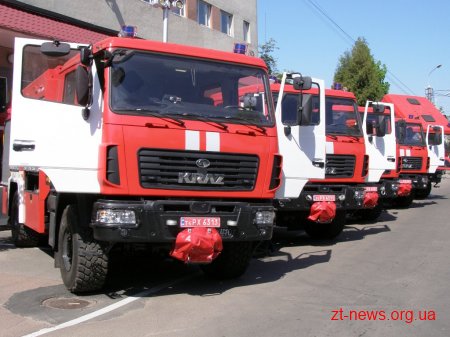 Шість оперативно-рятувальних підрозділів області отримали нову техніку