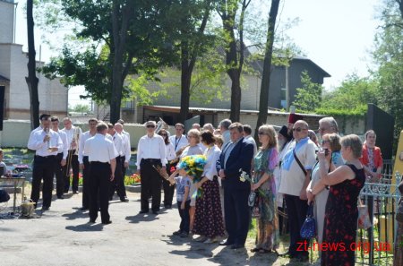 У Житомирі на двох військових кладовищах вшанували пам’ять загиблих в роки Другої світової війни