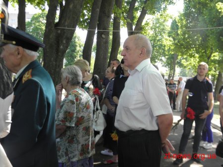 У Житомирі на двох військових кладовищах вшанували пам’ять загиблих в роки Другої світової війни