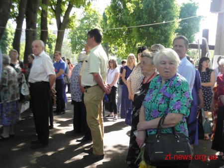 У Житомирі на двох військових кладовищах вшанували пам’ять загиблих в роки Другої світової війни