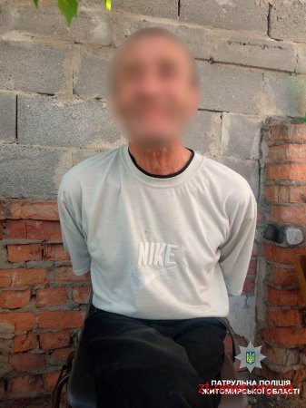Патрульні затримали чоловіка, котрий під час конфлікту наніс громадянам тілесні ушкодження