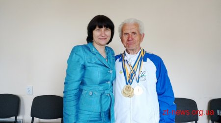85-річний житомирянин встановив 3 рекорди на Чемпіонаті України з плавання серед ветеранів