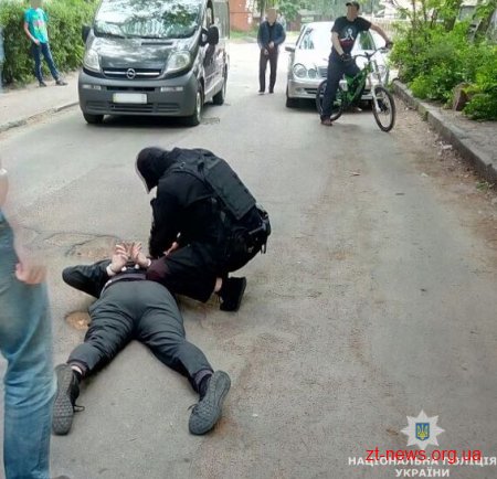 У Житомирі поліцейські затримали шахраїв зі сходу країни