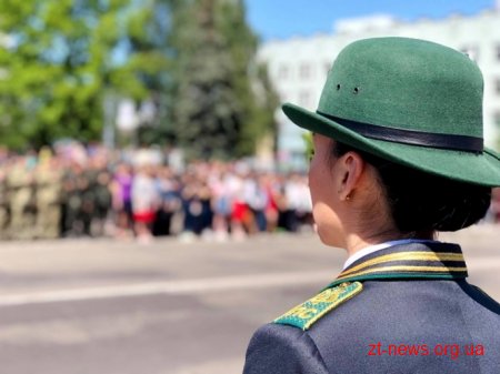 Прикордонники отримали ключі від 50 нових квартир в Овручі