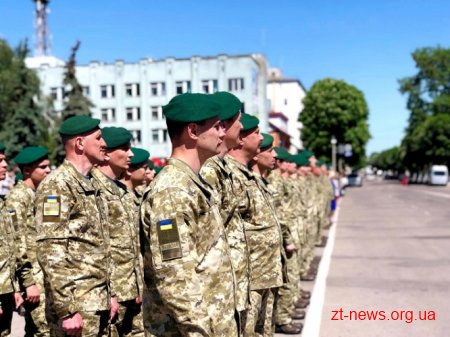 Прикордонники отримали ключі від 50 нових квартир в Овручі
