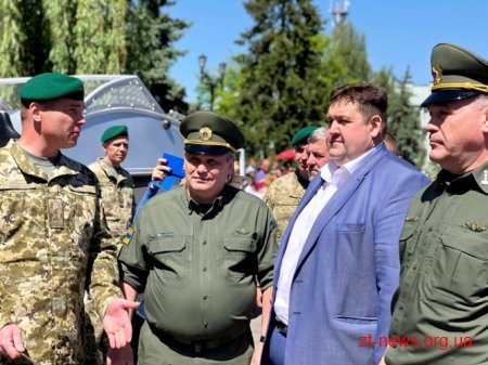 Прикордонники отримали ключі від 50 нових квартир в Овручі