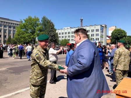 Прикордонники отримали ключі від 50 нових квартир в Овручі