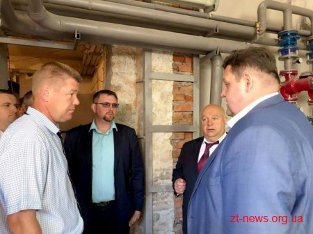 Ігор Гундич оглянув реконструкцію ФОКу в Овручі