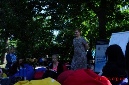 У Житомирі проходить благодійно-розважальний фестиваль «Крила»