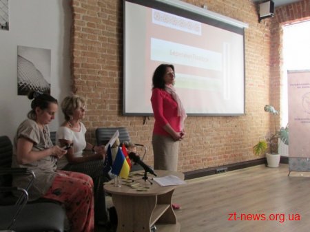 Австрійський фізіотерапевт провела семінар з Бобат-терапії у Житомирі