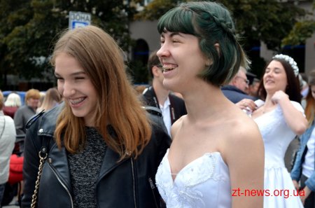 Декілька сотень житомирян взяли участь у святковій ході в рамках відзначення Свята сім’ї
