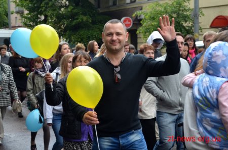 Декілька сотень житомирян взяли участь у святковій ході в рамках відзначення Свята сім’ї
