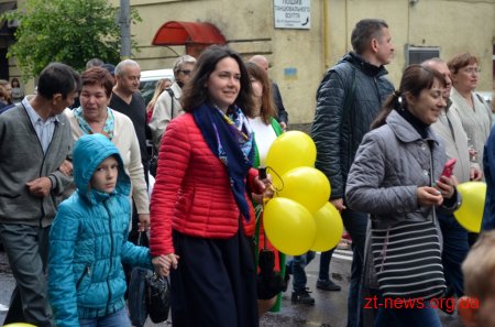 Декілька сотень житомирян взяли участь у святковій ході в рамках відзначення Свята сім’ї