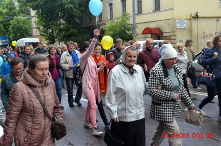 Декілька сотень житомирян взяли участь у святковій ході в рамках відзначення Свята сім’ї