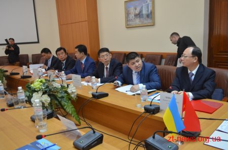 Сергій Сухомлин підписав Меморандум про співпрацю з містом Хулун-Буір