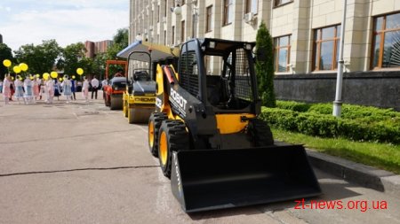 Підприємства та організації Житомирщини представляють можливості області на 6 виставках