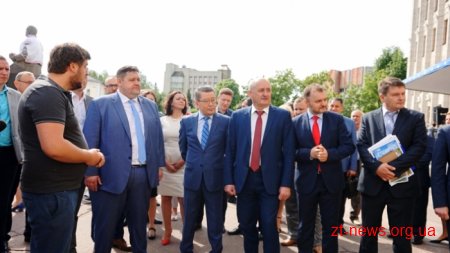 Підприємства та організації Житомирщини представляють можливості області на 6 виставках