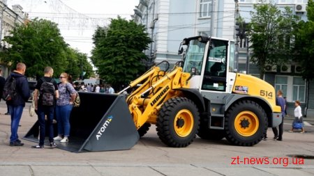 Підприємства та організації Житомирщини представляють можливості області на 6 виставках