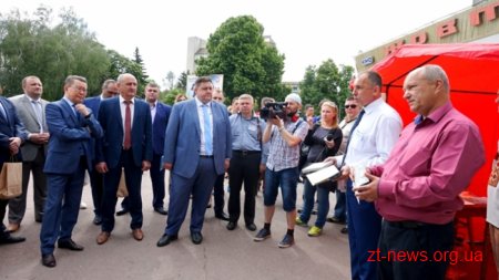 Підприємства та організації Житомирщини представляють можливості області на 6 виставках