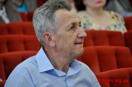 Вчителі перших класів цього року мають пройти дистанційне та очне навчання на тренінгах