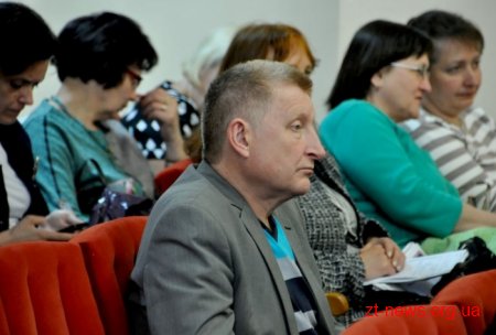Вчителі перших класів цього року мають пройти дистанційне та очне навчання на тренінгах