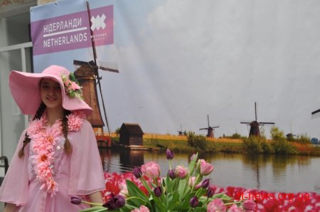На Михайлівській облаштували фотозони «Подорож Європою»
