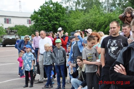 У Житомирі відсвяткували 3 річницю від дня створення Навчального центру Десантно-штурмових військ