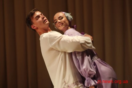 В драмтеатрі відбувся звітний концерт хореографічного ансамблю «Сонечко»