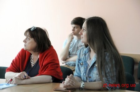 У Житомирі презентували Біблію для незрячих та слабозорих дітей