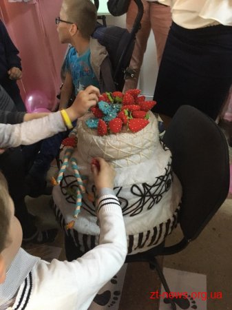 Центр соціальної реабілітації дітей-інвалідів відзначив шосту річницю від дня заснування
