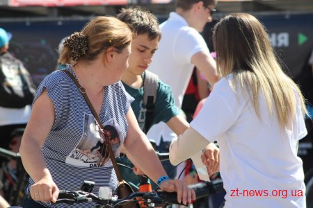 Більше тисячі велосипедистів проїхали вулицями Житомира