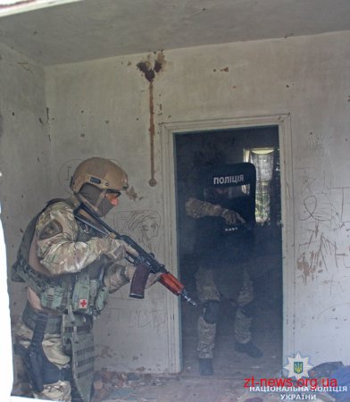 Поліцейські Житомирщини взяли участь у масштабних антитерористичних навчаннях