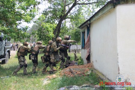 Поліцейські Житомирщини взяли участь у масштабних антитерористичних навчаннях