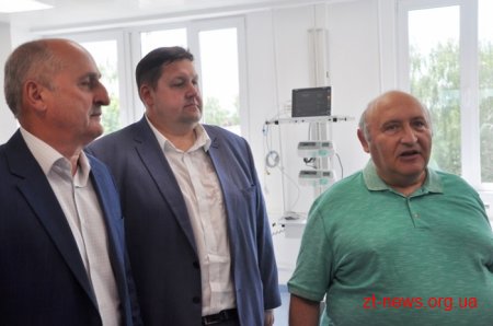 Керівники області разом із депутатами відкрили оновлене «інсультне» відділення в обласній лікарні