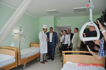 Керівники області разом із депутатами відкрили оновлене «інсультне» відділення в обласній лікарні