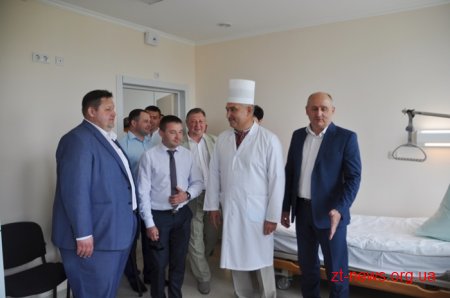 Керівники області разом із депутатами відкрили оновлене «інсультне» відділення в обласній лікарні