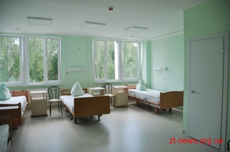 Керівники області разом із депутатами відкрили оновлене «інсультне» відділення в обласній лікарні