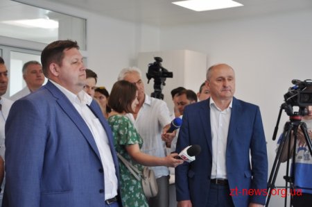 Керівники області разом із депутатами відкрили оновлене «інсультне» відділення в обласній лікарні