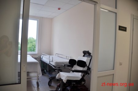 Керівники області разом із депутатами відкрили оновлене «інсультне» відділення в обласній лікарні
