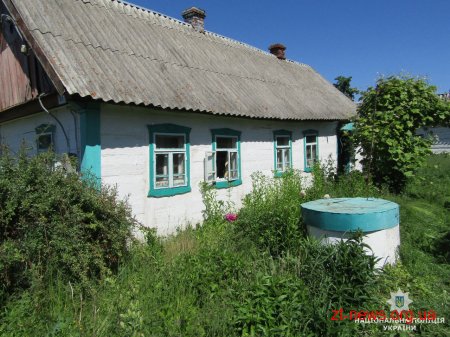 У Пулинському районі чоловік намагався спалити будинок через неприязні відносини з власницею