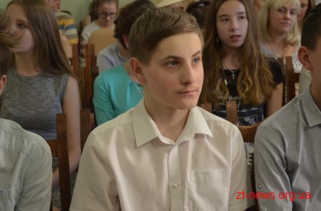 32 учні отримали свідоцтва про закінчення художньої школи