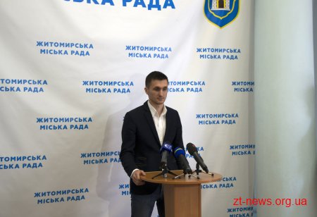 Нові автобуси на маршрутах 53 та 53А курсують містом майже до 24 години