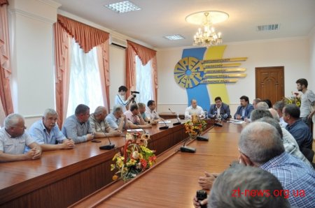 Керівники області з перевізниками домовилися про пільгове перевезення учасників бойових дій