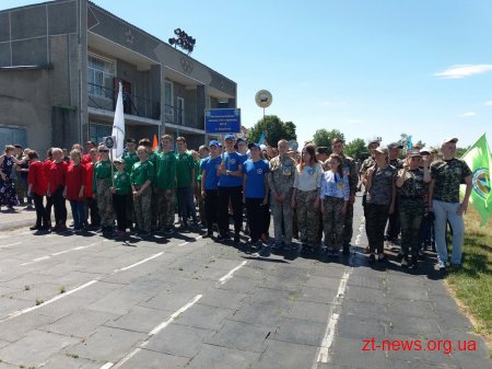На Житомирщині юні рятувальники випробовують свої сили в обласному зборі-змаганні “Школа безпеки”
