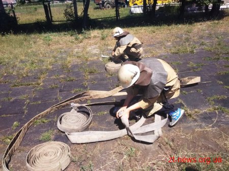 На Житомирщині юні рятувальники випробовують свої сили в обласному зборі-змаганні “Школа безпеки”