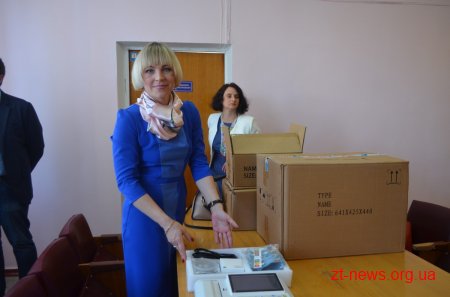 Шість портативних кардіографів отримала педіатрична служба міста